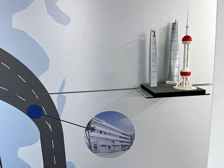 Photo, models of buildings in Shanghai