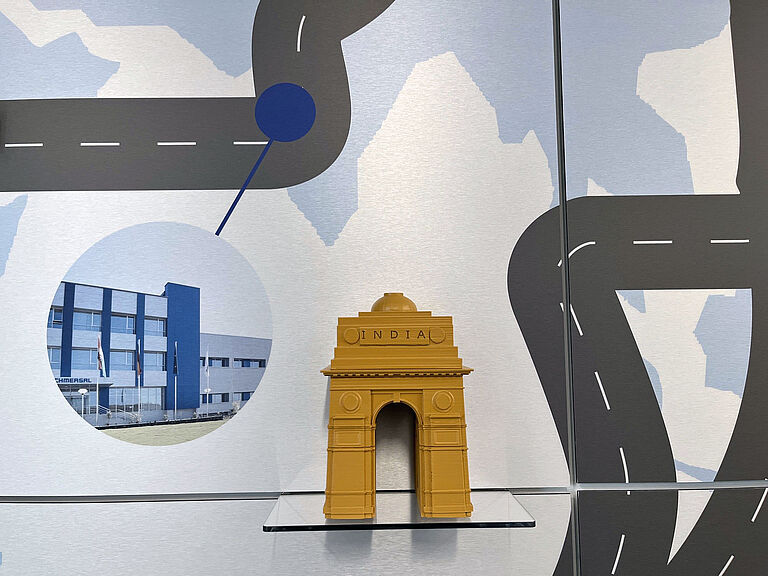 photo, model of India Gate